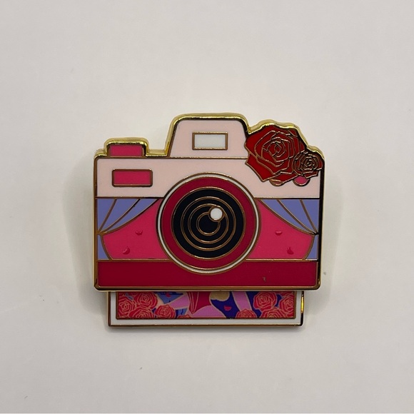 Disney Princess Camera Sliding Enamel Pin - BoxLunch Aurora Sleeping Beauty - Picture 3 of 6